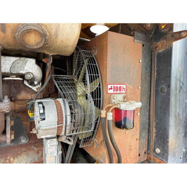 1996 JCB 411-49099726