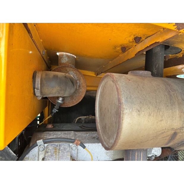 1996 JCB 411-49099727