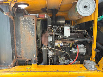 1996-jcb-411-1487962-49099728