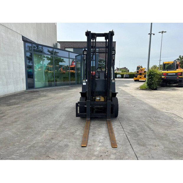 2005 يال GLP20RF-49099953