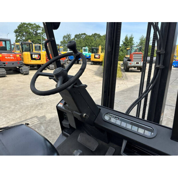 2005 يال GLP20RF-49099971