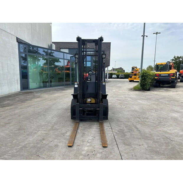 2005 يال GLP20RF-49099984
