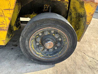 1989-mitsubishi-fg40-1487970-49100025