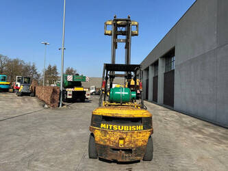 1989-mitsubishi-fg40-1487970-49100053