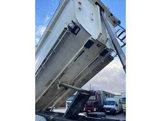 daf-camion-49107306