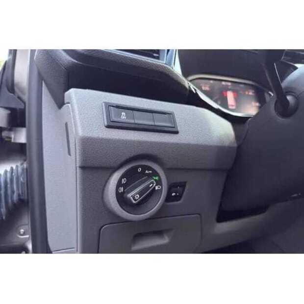 Volkswagen Transporter-49107371