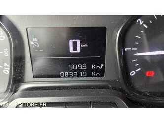 2021-opel-zafira-1488183-49107523
