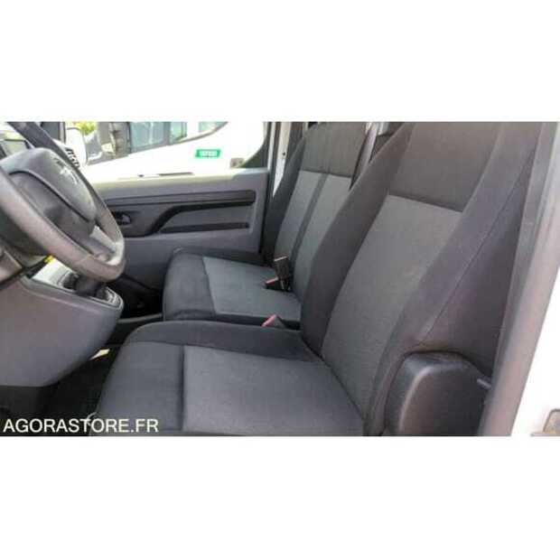 2021 Opel ZAFIRA-49107601