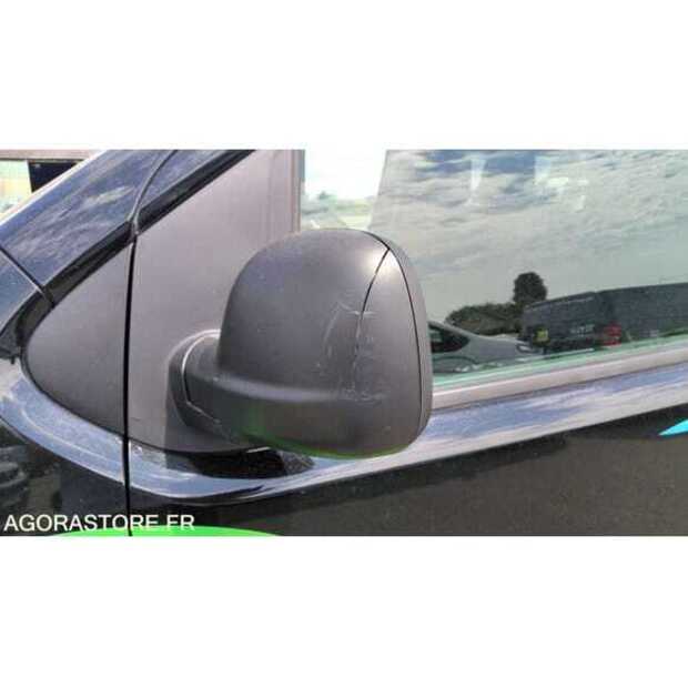2021 Opel ZAFIRA-49107662