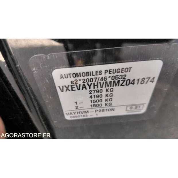 2021 Opel ZAFIRA-49107668