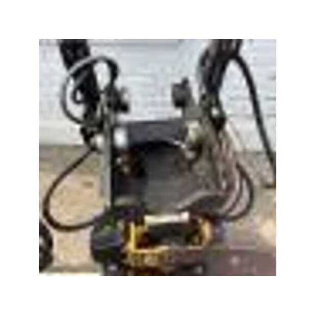 MISCELLANEOUS Engcon Used-49107679