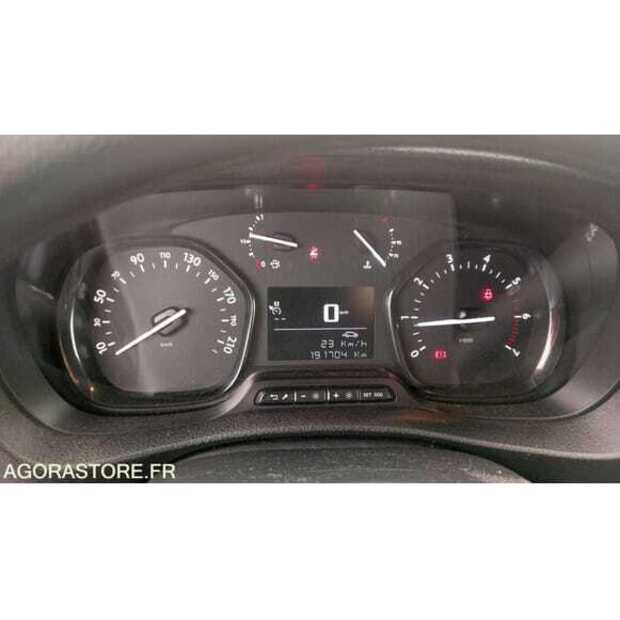 2020 Peugeot Expert-49107931