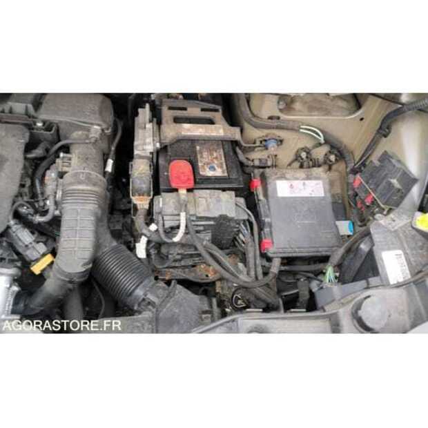 2020 Peugeot Expert-49107935