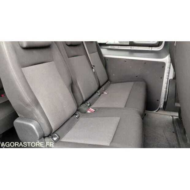2020 Peugeot Expert-49107951