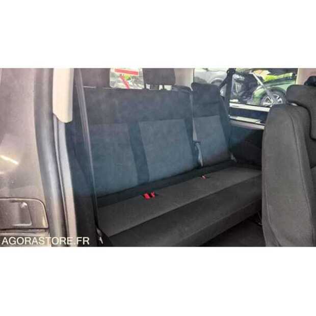 2021 Peugeot Expert-49107997