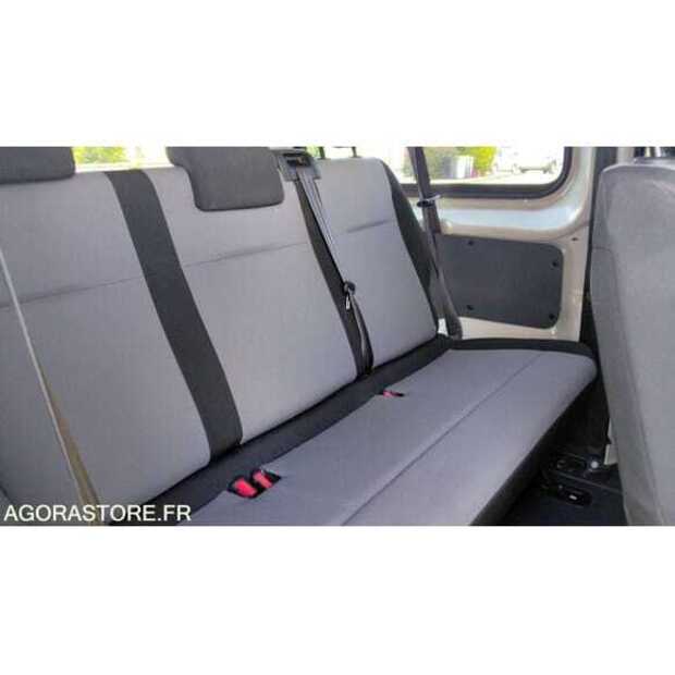 2019 Peugeot Expert-49108052