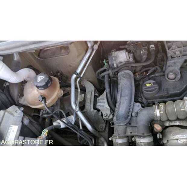 2018 Peugeot Expert-49108127