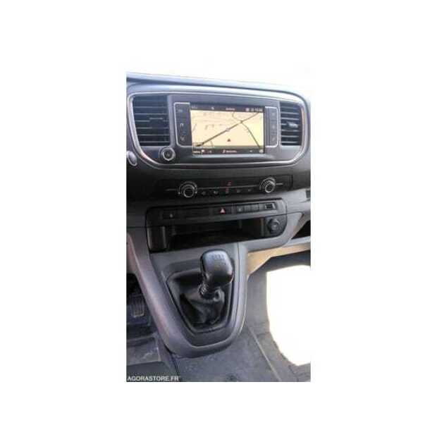 2018 Peugeot Expert-49108129