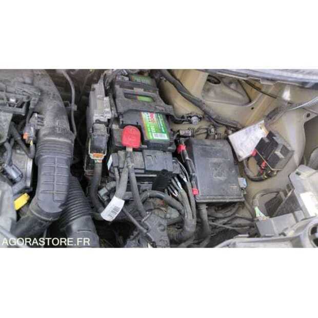 2018 Peugeot Expert-49108151