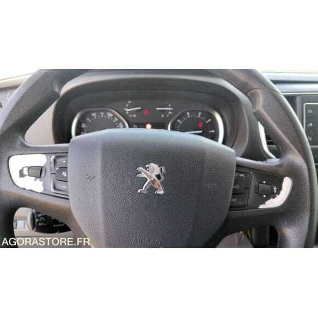 2018 Peugeot Expert-49108154
