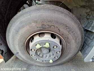 2015-iveco-190s33-1488208-49108183