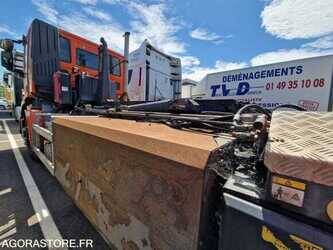 2015-iveco-190s33-1488208-49108201