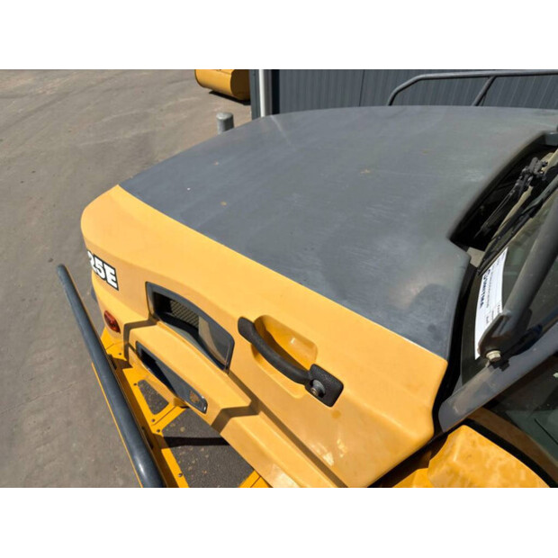2014 بيل B25E-49109170