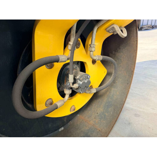 2017 BOMAG BW138AD-5-49109371