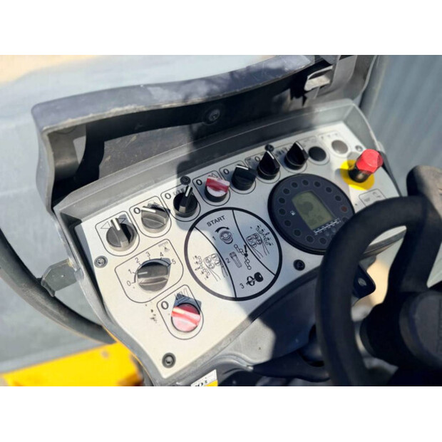 2017 BOMAG BW138AD-5-49109375