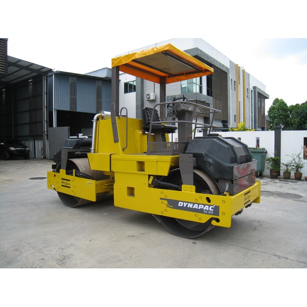 1998 DYNAPAC CC211-49112364