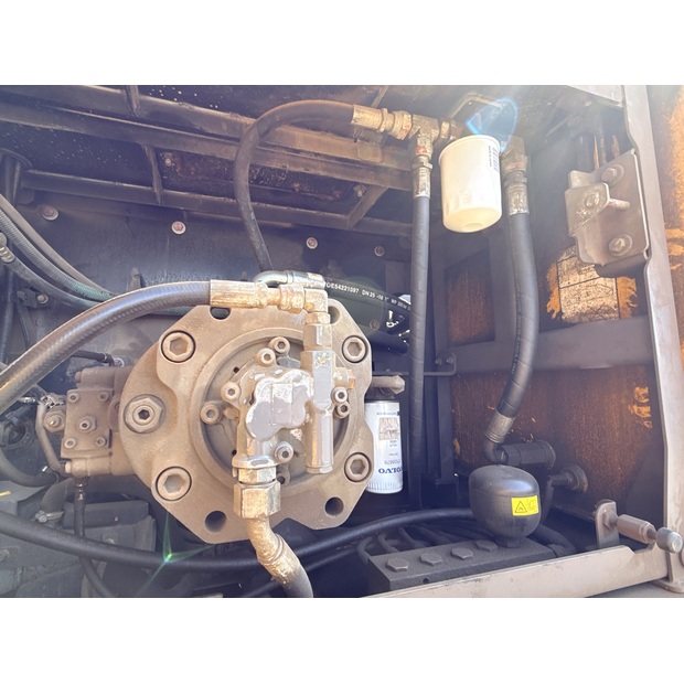 2019 فولفو EC300EL-49112801
