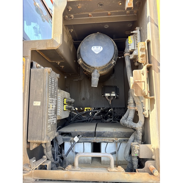 2019 فولفو EC300EL-49112802
