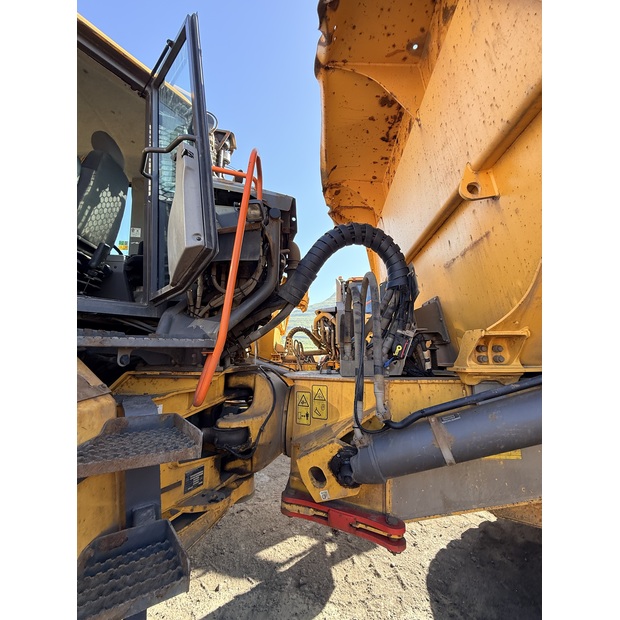 2019 فولفو A35G-49112822