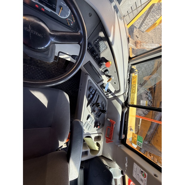 2019 فولفو A35G-49112825