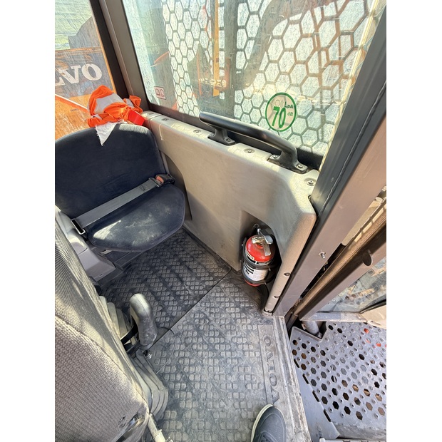 2019 فولفو A35G-49112829