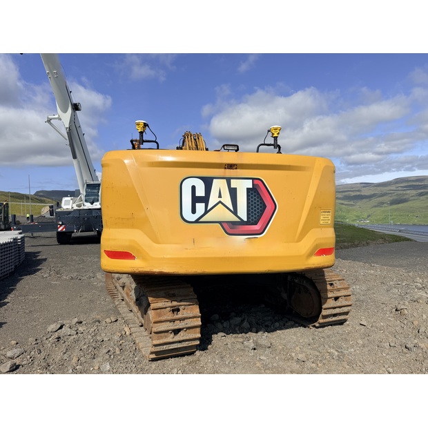 2020 Caterpillar 330-49112878