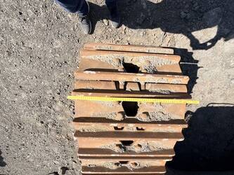 2020-caterpillar-330-1488447-49112889