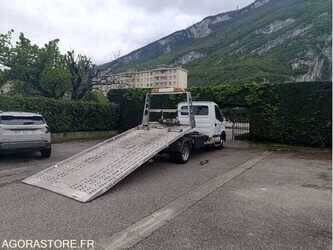 2000-renault-mascot-1488506-49115246