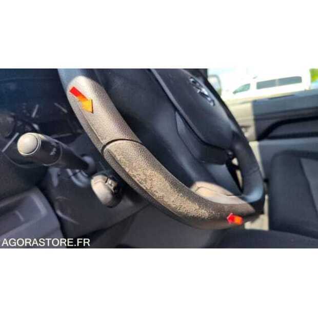 2021 Opel ZAFIRA-49115290