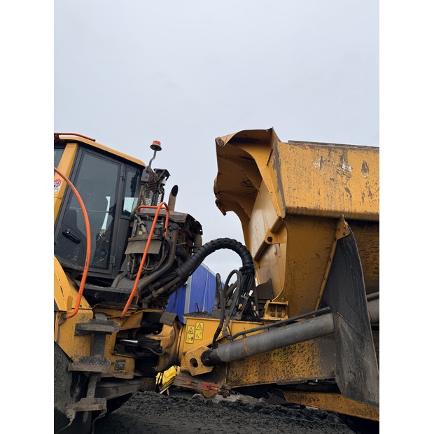 2019 فولفو A35G-49115456