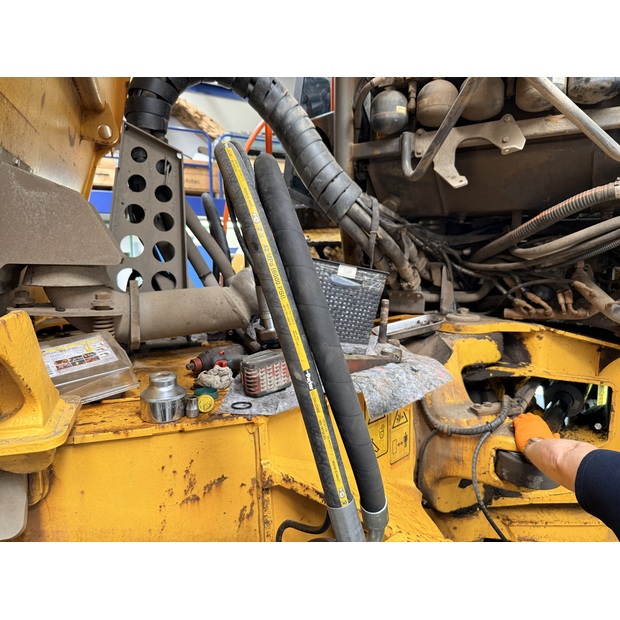2019 فولفو A35G-49115461