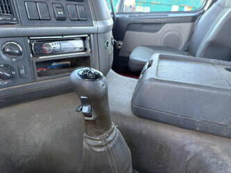 2005-volvo-fm12-1487435-49115896