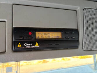 2005-volvo-fm12-1487435-49115900