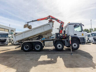 2017-mercedes-benz-acrocs-3243-49115913