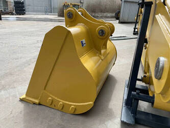 2026-caterpillar-320f-1488528-49116060