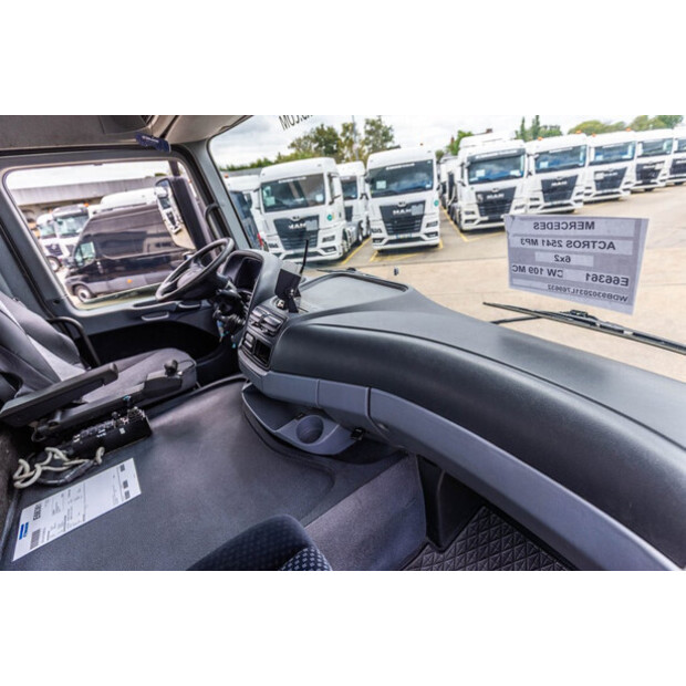 2013 Mercedes-Benz Actros 2541-49116256
