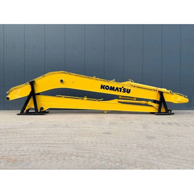 2026 كوماتسو PC210-49116512