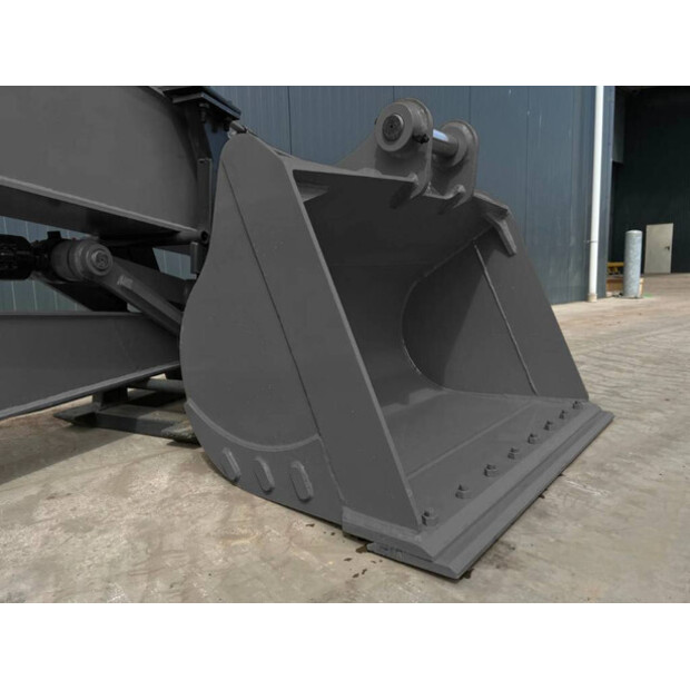 2026 فولفو EC210-49116577