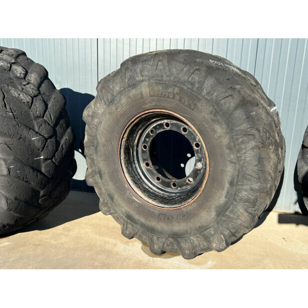 Michelin 445/70R19.5-49116963