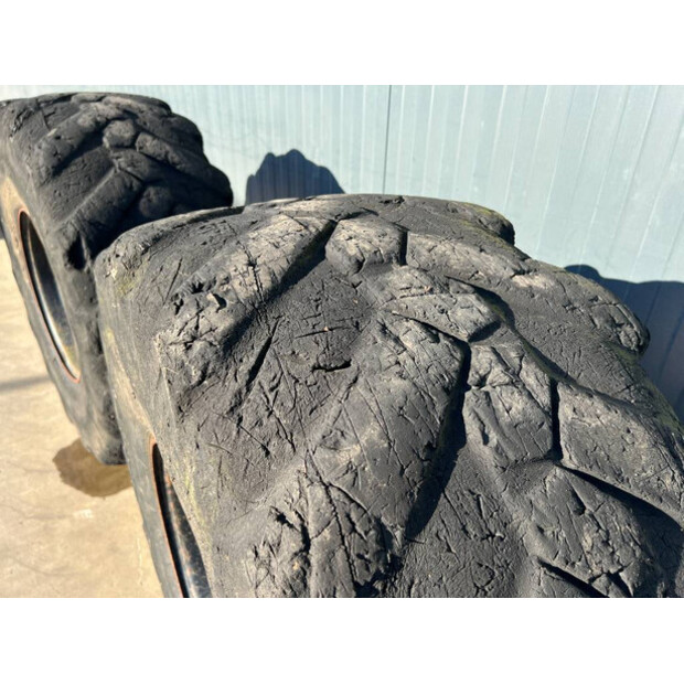 Michelin 445/70R19.5-49116969